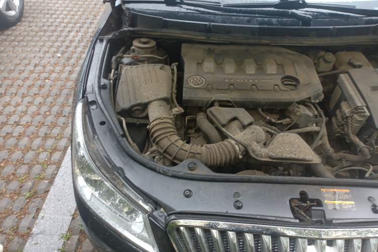 Used Buick LaCrosse 2012 eAssist 2.4L Elegance Edition Engine Bay Right