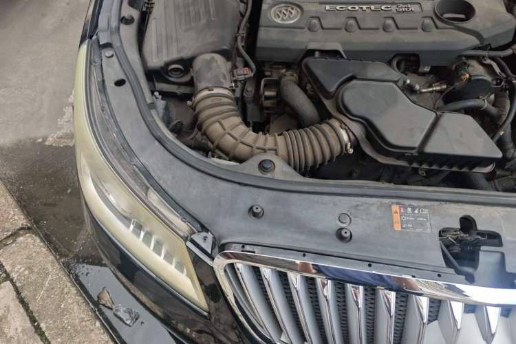 Used Buick LaCrosse 2012 2.4L SIDI Haoya Edition Engine Bay Right