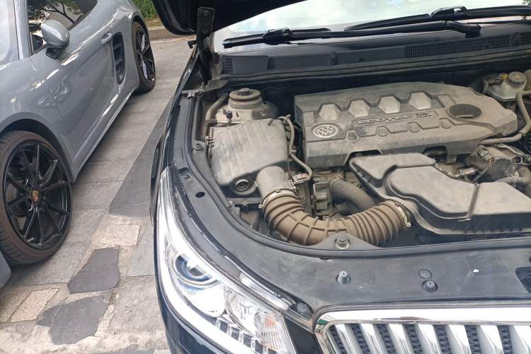 Used Buick LaCrosse 2012 2.4L SIDI Haoya Edition Engine Bay Right