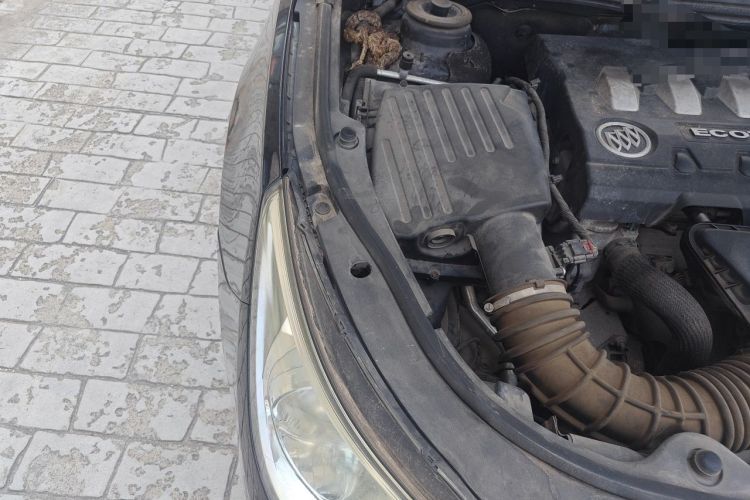 Used Buick LaCrosse 2012 2.4L SIDI Comfort Edition Engine Bay Right