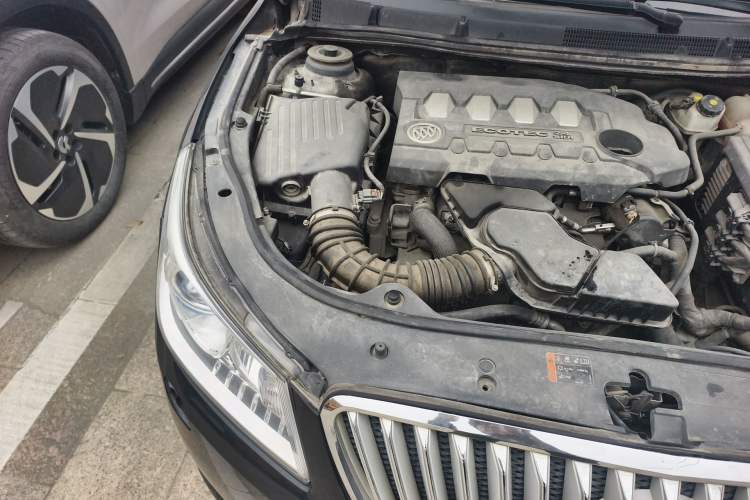 Used Buick LaCrosse 2012 2.4L SIDI Haoya Edition Engine Bay Right
