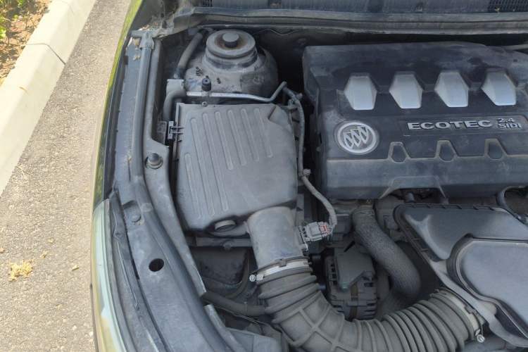 Used Buick LaCrosse 2012 2.4L SIDI Haoya Edition Engine Bay Right