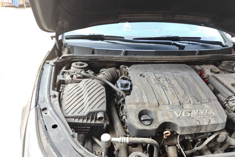 Used Buick LaCrosse 2012 3.0L Flagship Edition Engine Bay Right