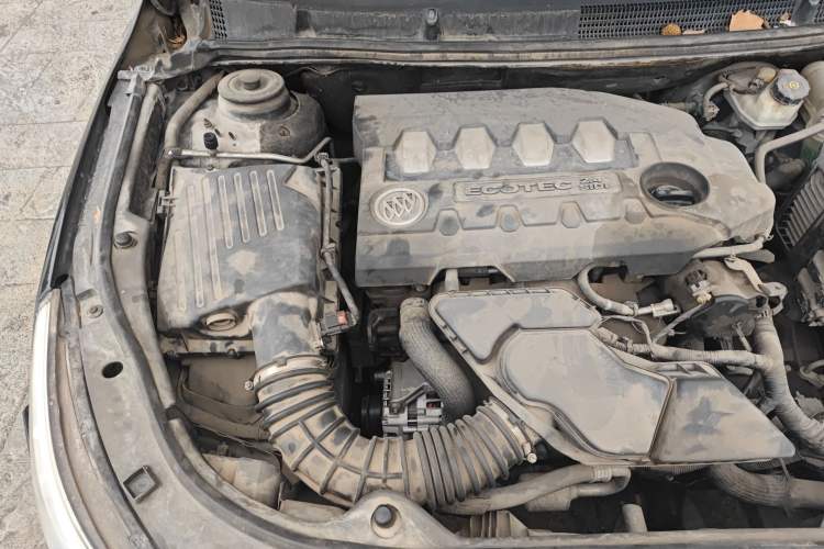 Used Buick LaCrosse 2012 2.4L SIDI Luxury Edition Engine Bay Right