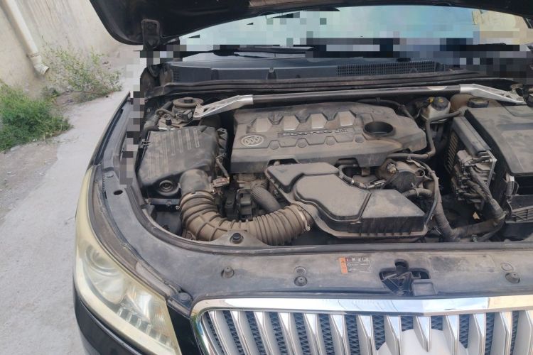 Used Buick LaCrosse 2012 2.4L SIDI Luxury Edition Engine Bay Right
