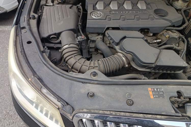 Used Buick LaCrosse 2012 2.4L SIDI Luxury Edition Engine Bay Right