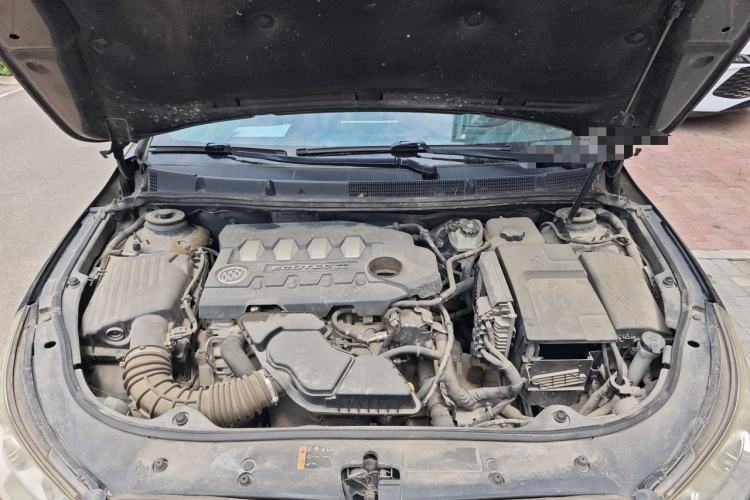 Used Buick LaCrosse 2012 2.4L SIDI Elegant Edition Engine Bay