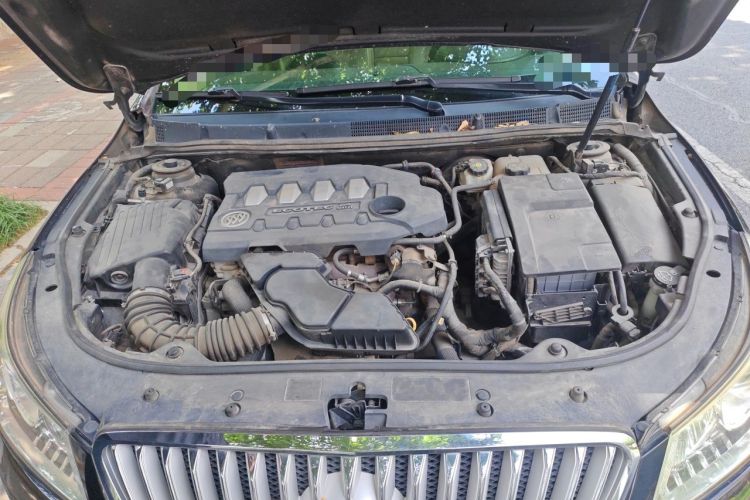 Used Buick LaCrosse 2012 2.4L SIDI Luxury Edition Engine Bay