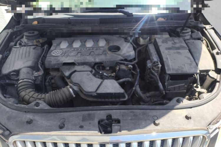 Used Buick LaCrosse 2012 2.4L SIDI Elegant Edition Engine Bay