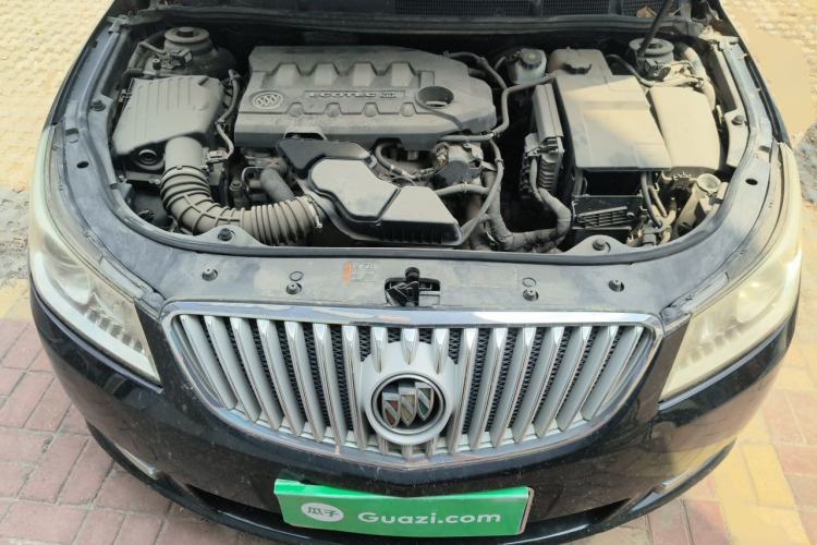 Used Buick LaCrosse 2012 2.4L SIDI Luxury Edition Engine Bay