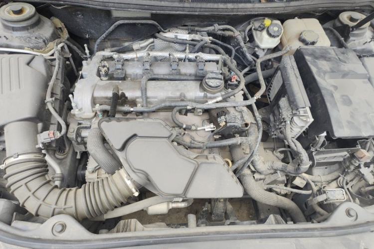 Used Buick LaCrosse 2012 2.4L SIDI Elegant Edition Engine Bay