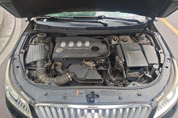 Used Buick LaCrosse 2012 2.4L SIDI Haoya Edition Engine Bay