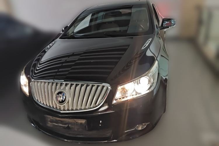 Used Buick LaCrosse 2012 2.4L SIDI Luxury Edition Front
