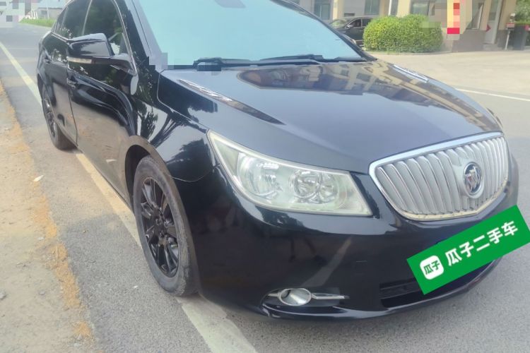 Used Buick LaCrosse 2012 2.4L SIDI Comfort Edition Front Right 45 Deg