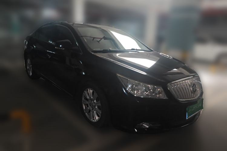 Used Buick LaCrosse 2012 2.0T Comfort Edition Front Right 45 Deg