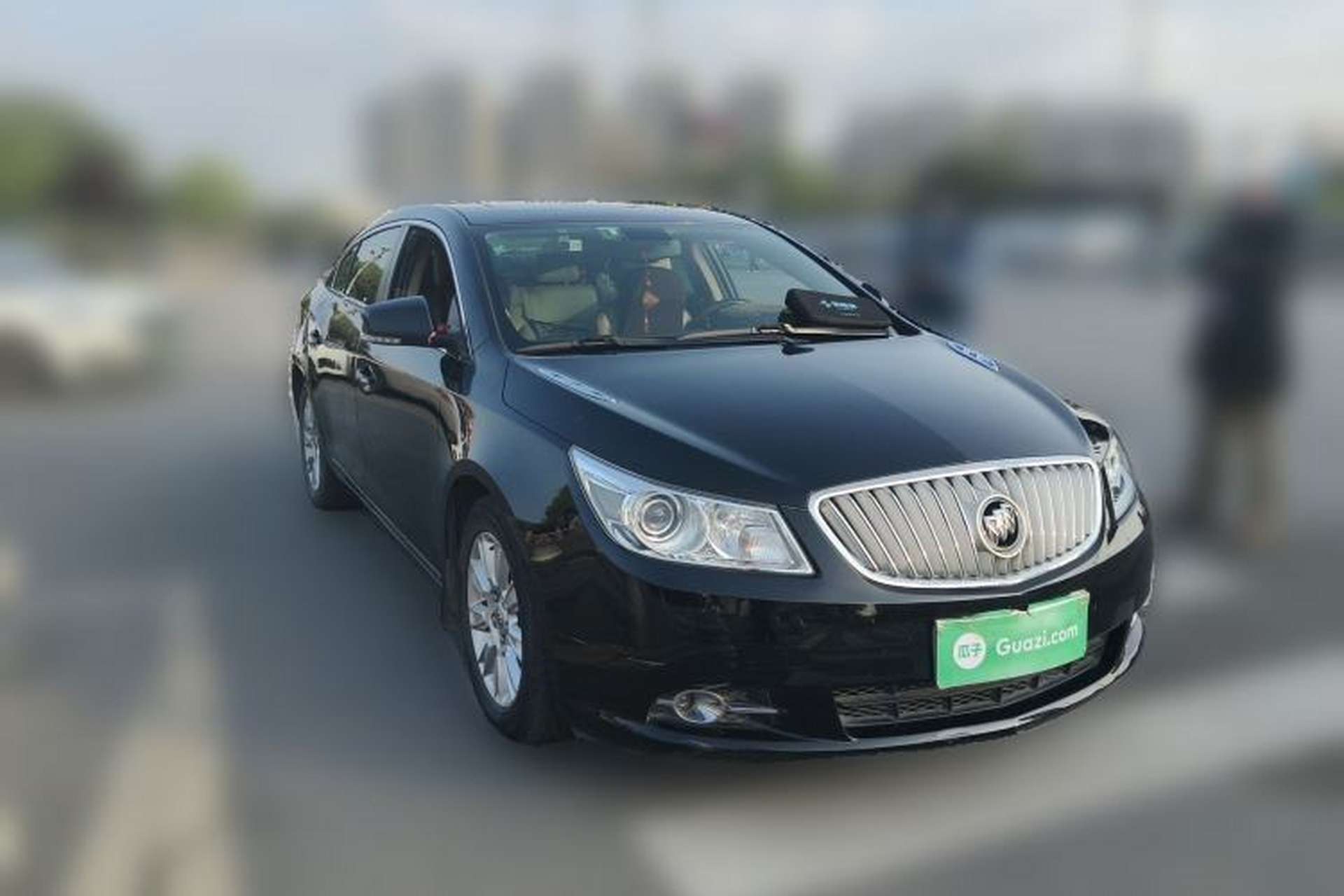 Used Buick LaCrosse 2012 2.4L SIDI Haoya Edition Front Right 45 Deg