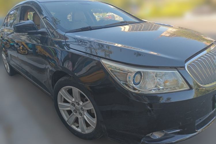 Used Buick LaCrosse 2012 2.4L SIDI Haoya Edition Front Right 45 Deg