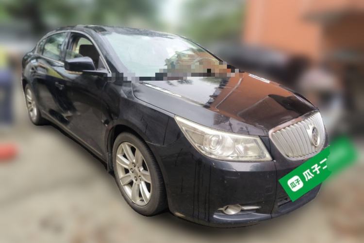 Used Buick LaCrosse 2012 2.4L SIDI Luxury Edition Front Right 45 Deg