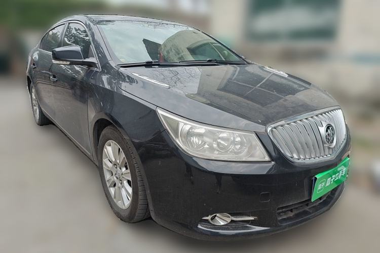 Used Buick LaCrosse 2012 2.4L SIDI Comfort Edition Front Right 45 Deg