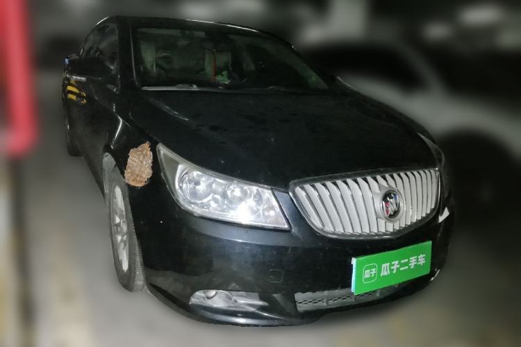 Used Buick LaCrosse 2012 2.4L SIDI Elegant Edition Front Right 45 Deg