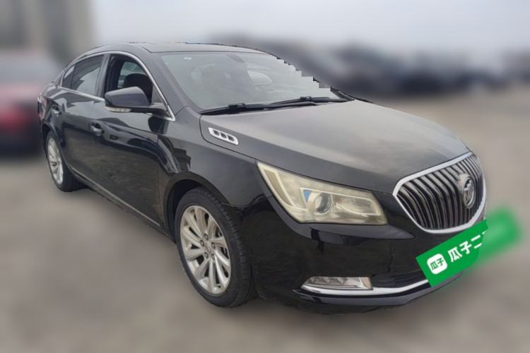 Used Buick LaCrosse 2012 2.4L SIDI Luxury Edition Front Right 45 Deg