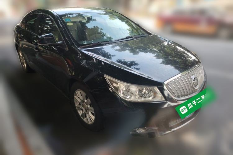 Used Buick LaCrosse 2012 2.4L SIDI Comfort Edition Front Right 45 Deg