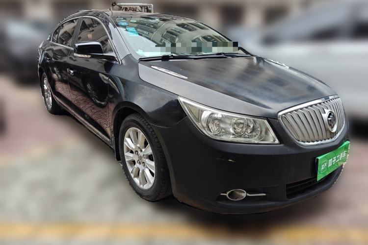 Used Buick LaCrosse 2012 2.4L SIDI Comfort Edition Front Right 45 Deg