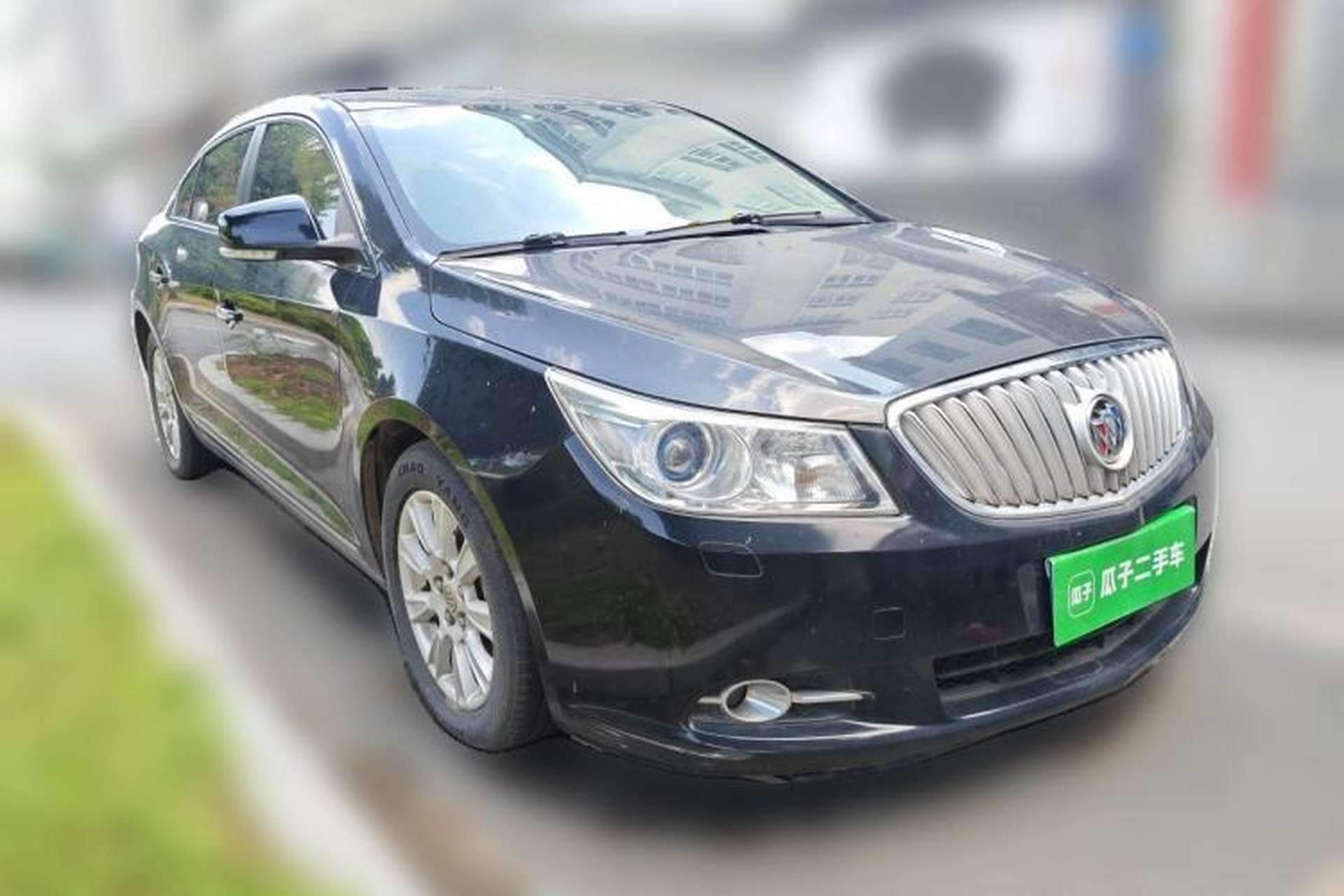Used Buick LaCrosse 2012 2.4L SIDI Haoya Edition Front Right 45 Deg