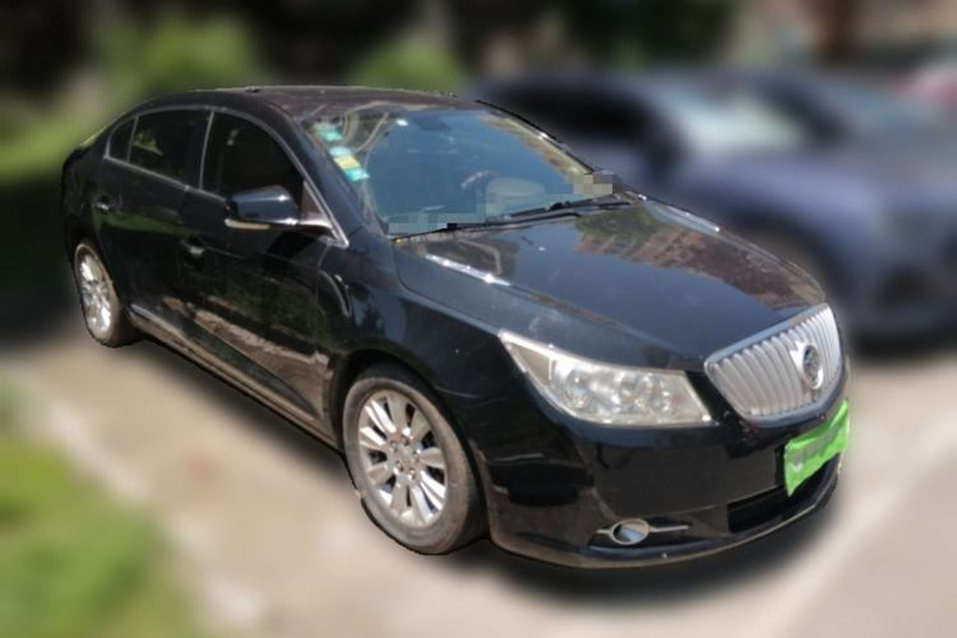 Used Buick LaCrosse 2012 2.4L SIDI Elegant Edition Front Right 45 Deg