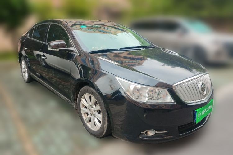 Used Buick LaCrosse 2012 2.4L SIDI Comfort Edition Front Right 45 Deg