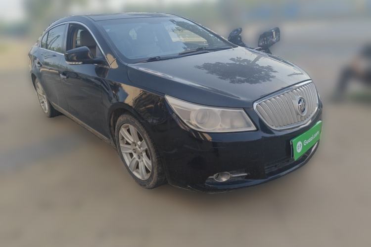 Used Buick LaCrosse 2012 2.4L SIDI Luxury Edition Front Right 45 Deg