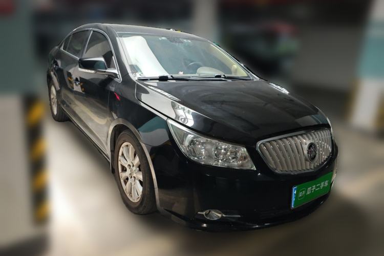 Used Buick LaCrosse 2012 2.0T Comfort Edition Front Right 45 Deg