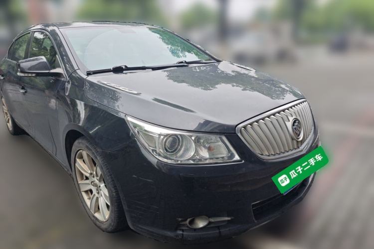 Used Buick LaCrosse 2012 2.4L SIDI Luxury Edition Front Right 45 Deg
