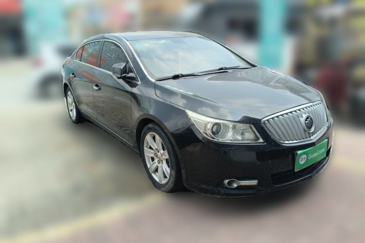 Used Buick LaCrosse 2012 2.4L SIDI Luxury Edition Front Right 45 Deg