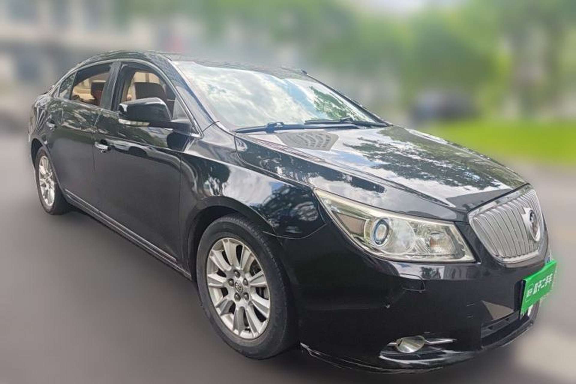 Used Buick LaCrosse 2012 2.4L SIDI Haoya Edition Front Right 45 Deg