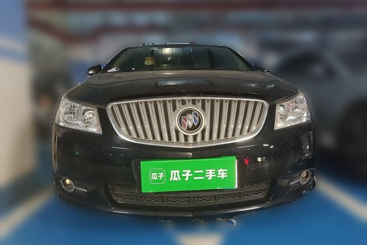 Used Buick LaCrosse 2012 2.4L SIDI Luxury Edition Front