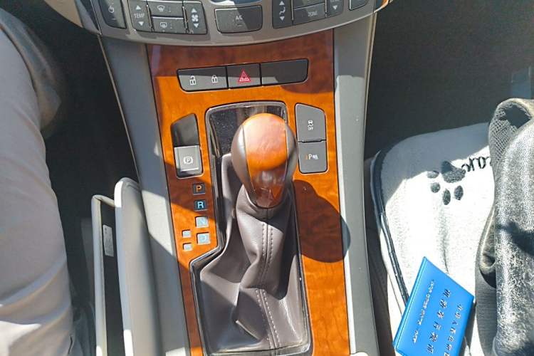 Used Buick LaCrosse 2012 2.4L SIDI Haoya Edition Gear Lever