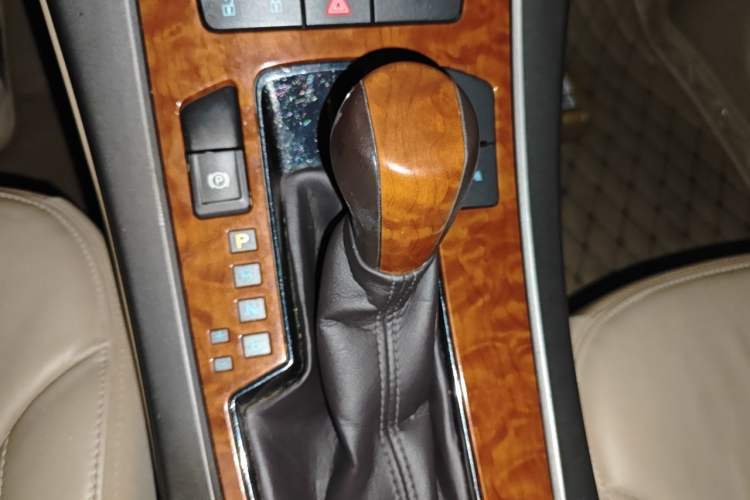 Used Buick LaCrosse 2012 2.0T Comfort Edition Gear Lever