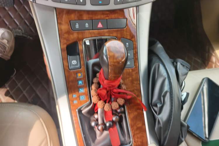 Used Buick LaCrosse 2012 2.4L SIDI Luxury Edition Gear Lever