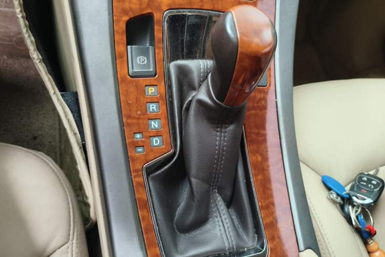 Used Buick LaCrosse 2012 2.4L SIDI Haoya Edition Gear Lever