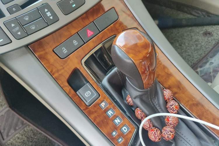 Used Buick LaCrosse 2012 2.4L SIDI Elegant Edition Gear Lever