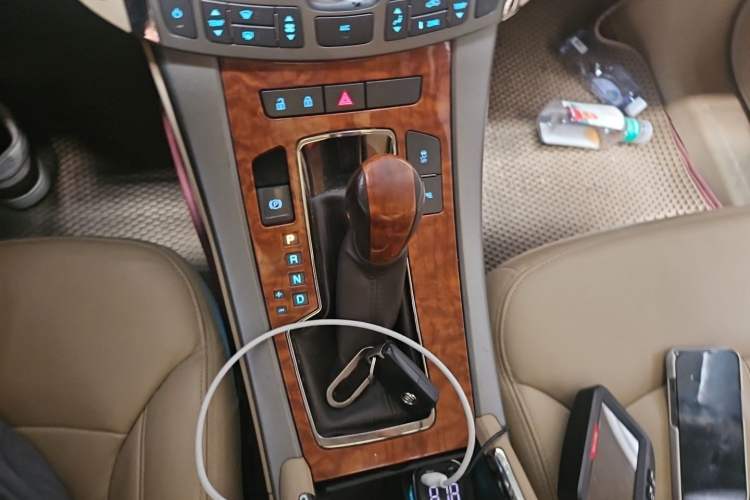 Used Buick LaCrosse 2012 2.4L SIDI Haoya Edition Gear Lever
