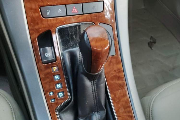 Used Buick LaCrosse 2012 2.4L SIDI Haoya Edition Gear Lever