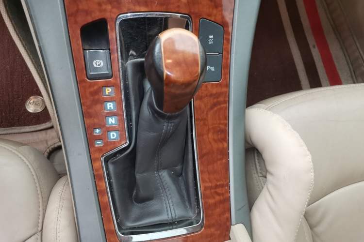 Used Buick LaCrosse 2012 2.4L SIDI Haoya Edition Gear Lever