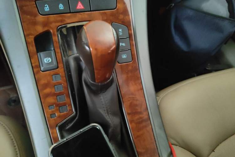 Used Buick LaCrosse 2012 2.4L SIDI Luxury Edition Gear Lever