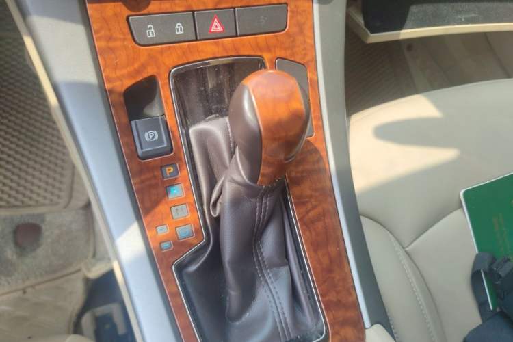 Used Buick LaCrosse 2012 2.4L SIDI Haoya Edition Gear Lever