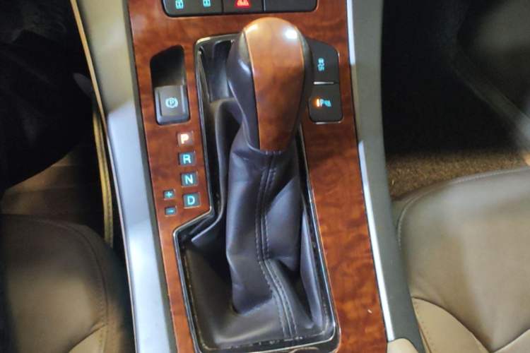 Used Buick LaCrosse 2012 2.4L SIDI Haoya Edition Gear Lever