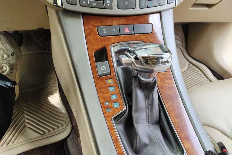 Used Buick LaCrosse 2012 2.4L SIDI Luxury Edition Gear Lever