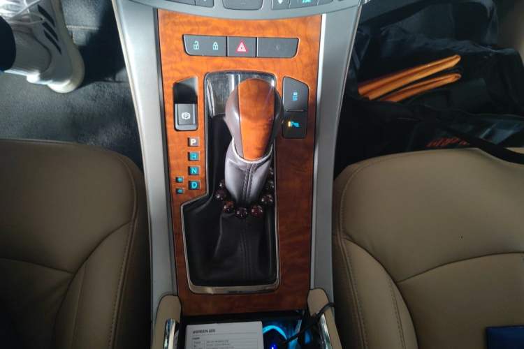 Used Buick LaCrosse 2012 2.4L SIDI Elegant Edition Gear Lever