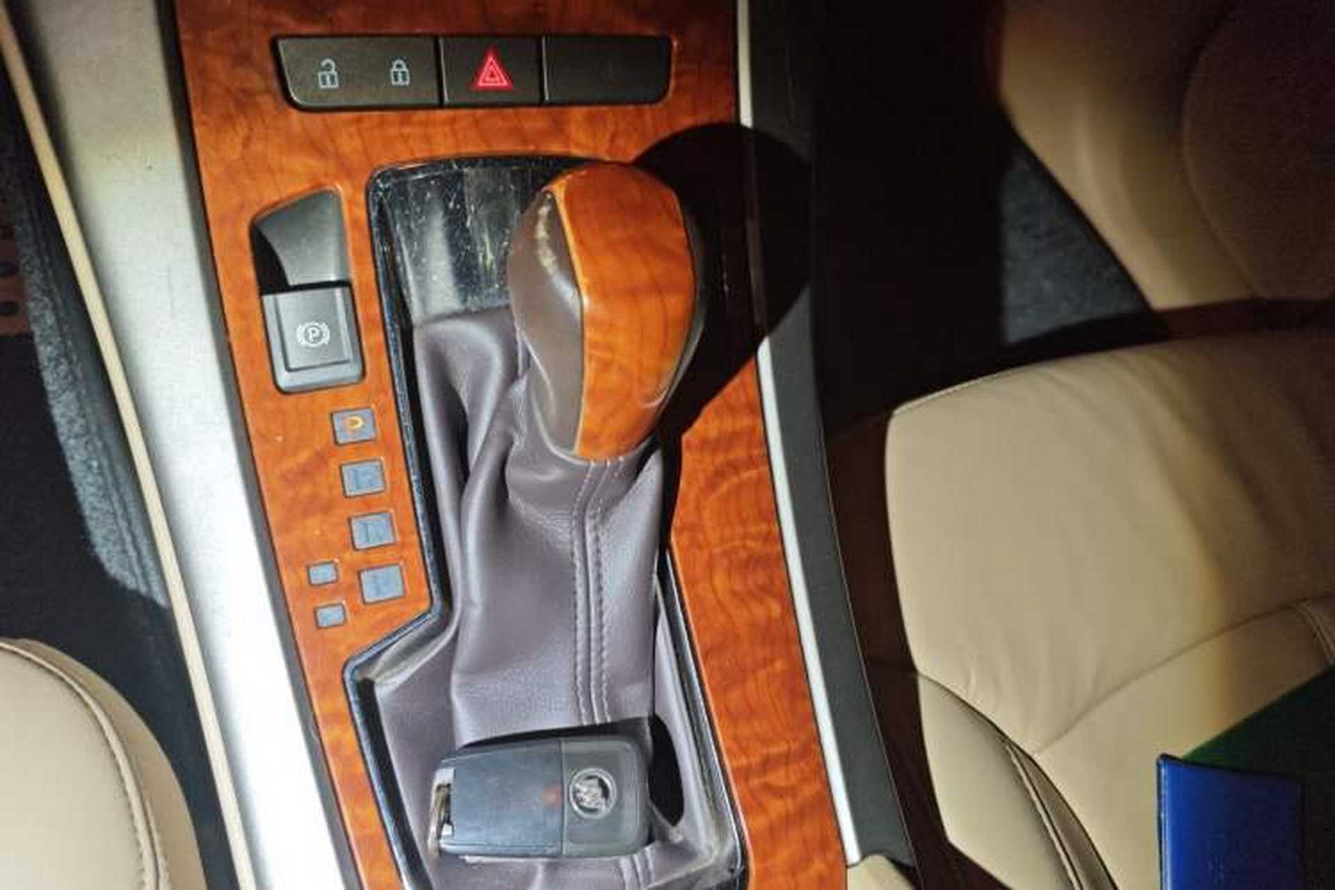 Used Buick LaCrosse 2012 2.4L SIDI Haoya Edition Gear Lever